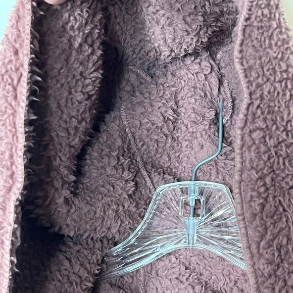 PINK Victoria’s Secret Sherpa Teddy Bear Hooded Jacket. Sz is XS - Picture 9 of 10